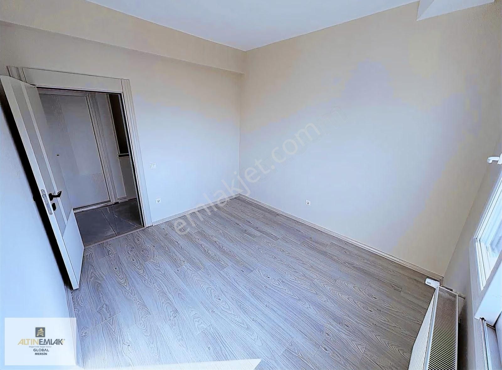 Altın Emlak'tn Full Deniz Manzaralı Yola Yakın Havuzlu Lüks 4+1 - Görsel 15