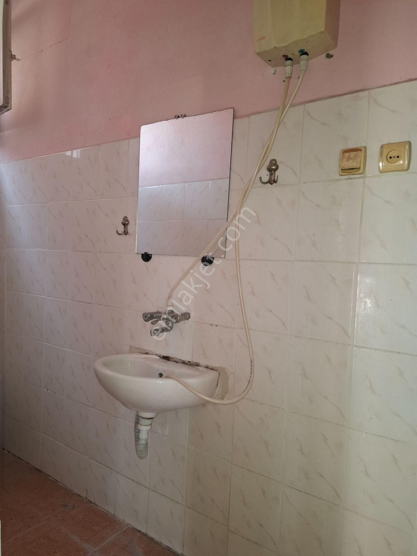 2+1 Teraslı Müstakil Bu Fiyata 8500 Tl Yarı Eşyalı Olarak Kiralık.. - Görsel 13