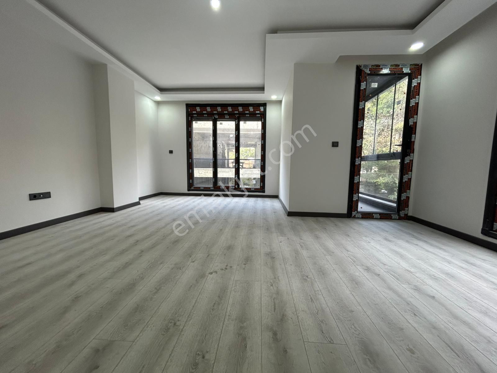 Goldhouse Dan Satılık Bahçeli Nizam Da 2+1 Sıfır Daire