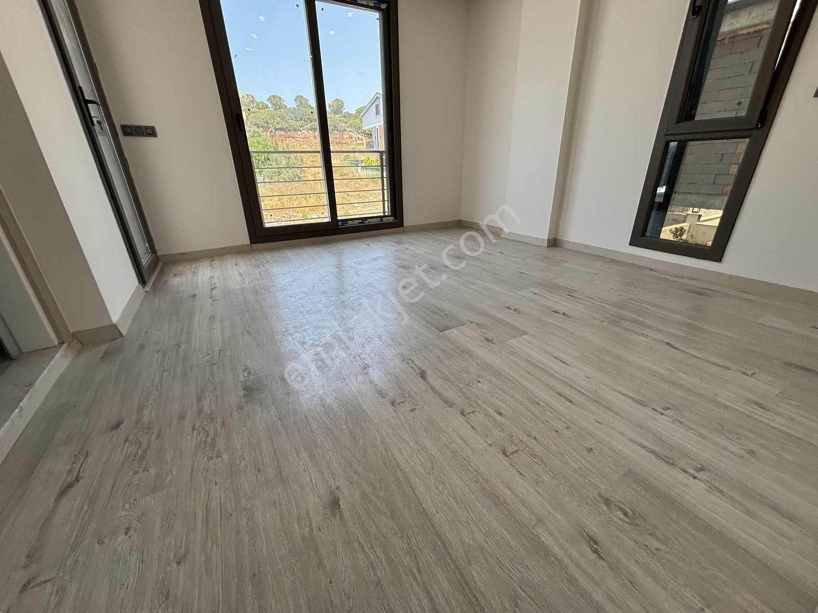 Denize Yakın Satılık Villa - Görsel 18