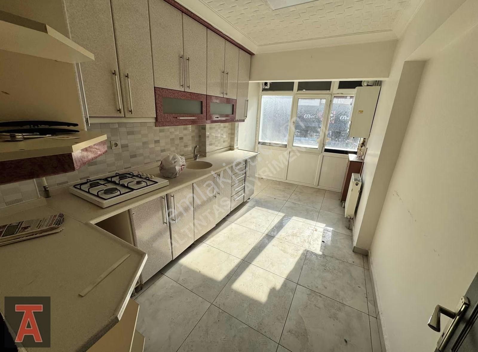 Merkez'de Tabela Değeri Yüksek Geniş Cadde Cepheli İş Yeri/ofis - Görsel 15