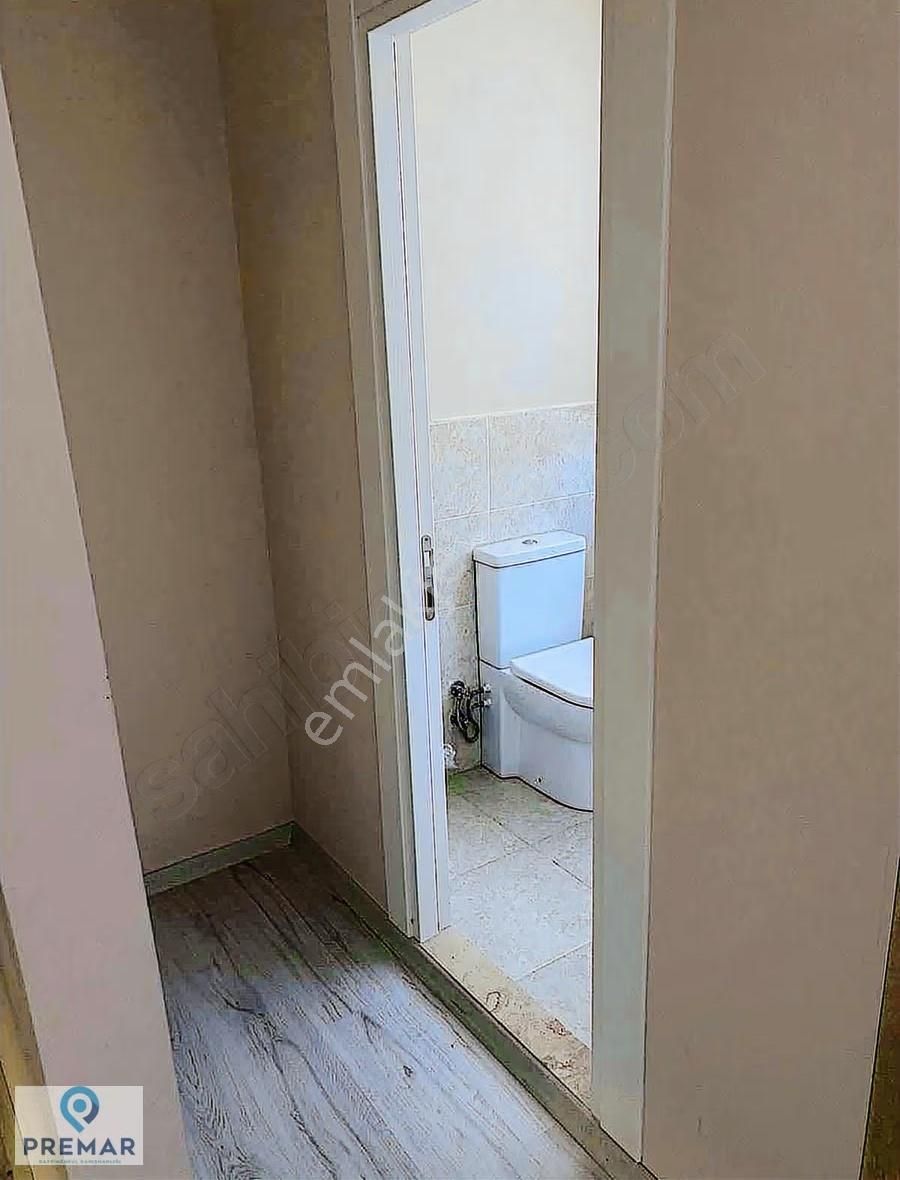 Yenibosna Merkez Beşyol'da İş Merkezinde Eşyalı Ofis Güvenlikl - Görsel 5