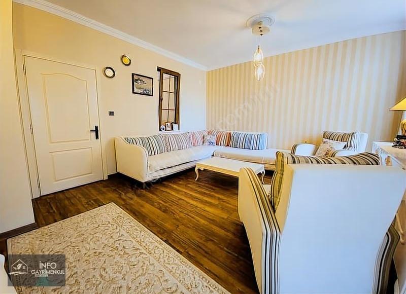 İnfo Gayrimenkulden Deniz Manzaralı Full Eşyalı 3+2 Villa - Görsel 9