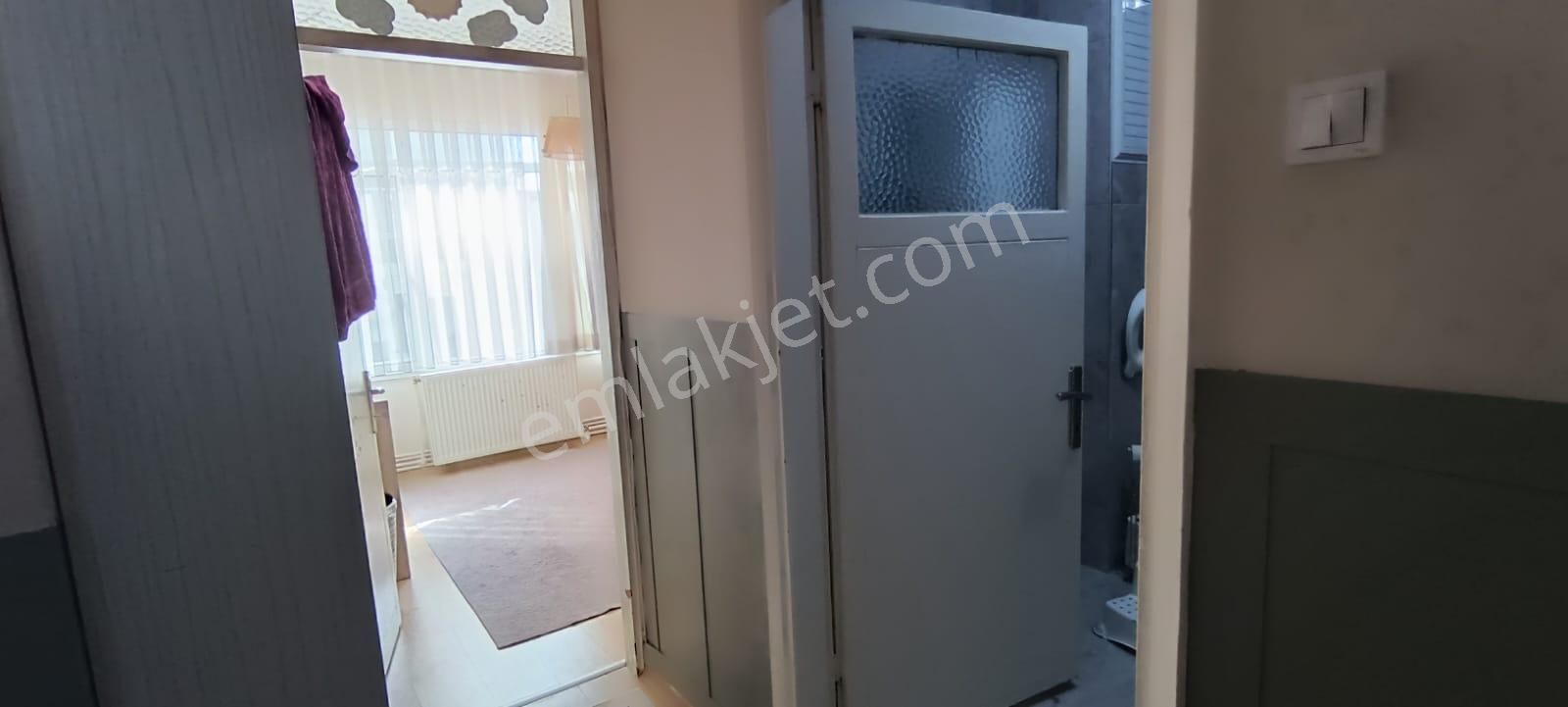 Karşıyaka İzban Arkası Merkezı Konumda, Kombili, 2+1 Kıralık Daıre - Görsel 16