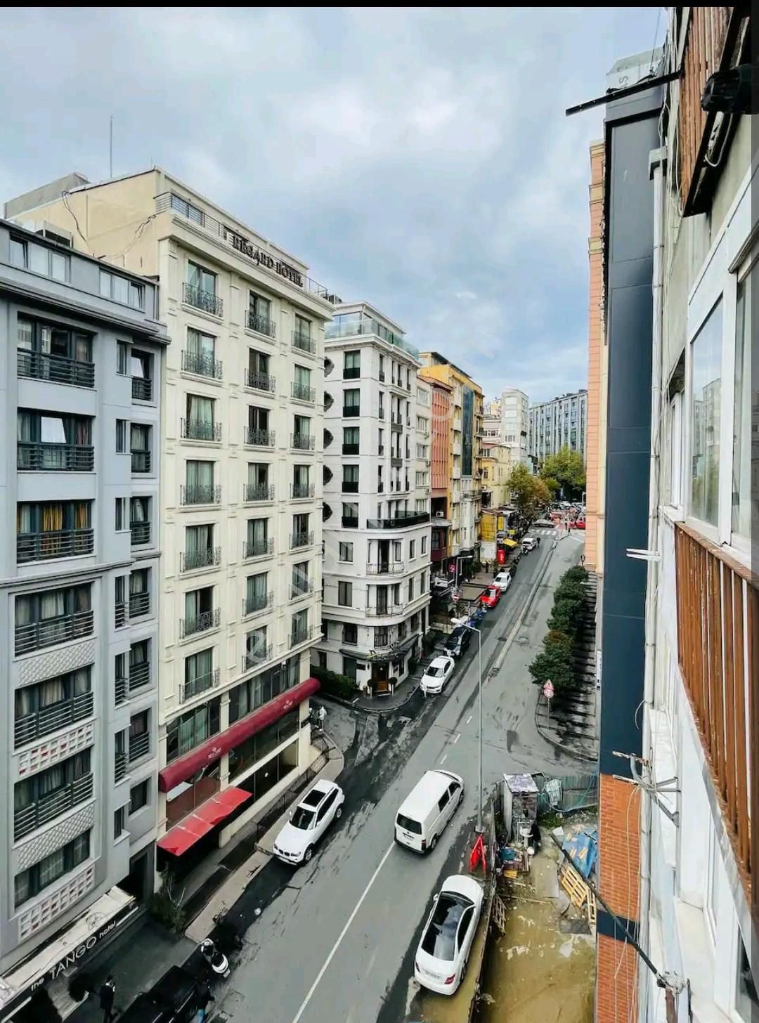Şişli-pangaltı Ramada Otel Otopark Sok.asansörlü Eşyalı Satılık - Görsel 15