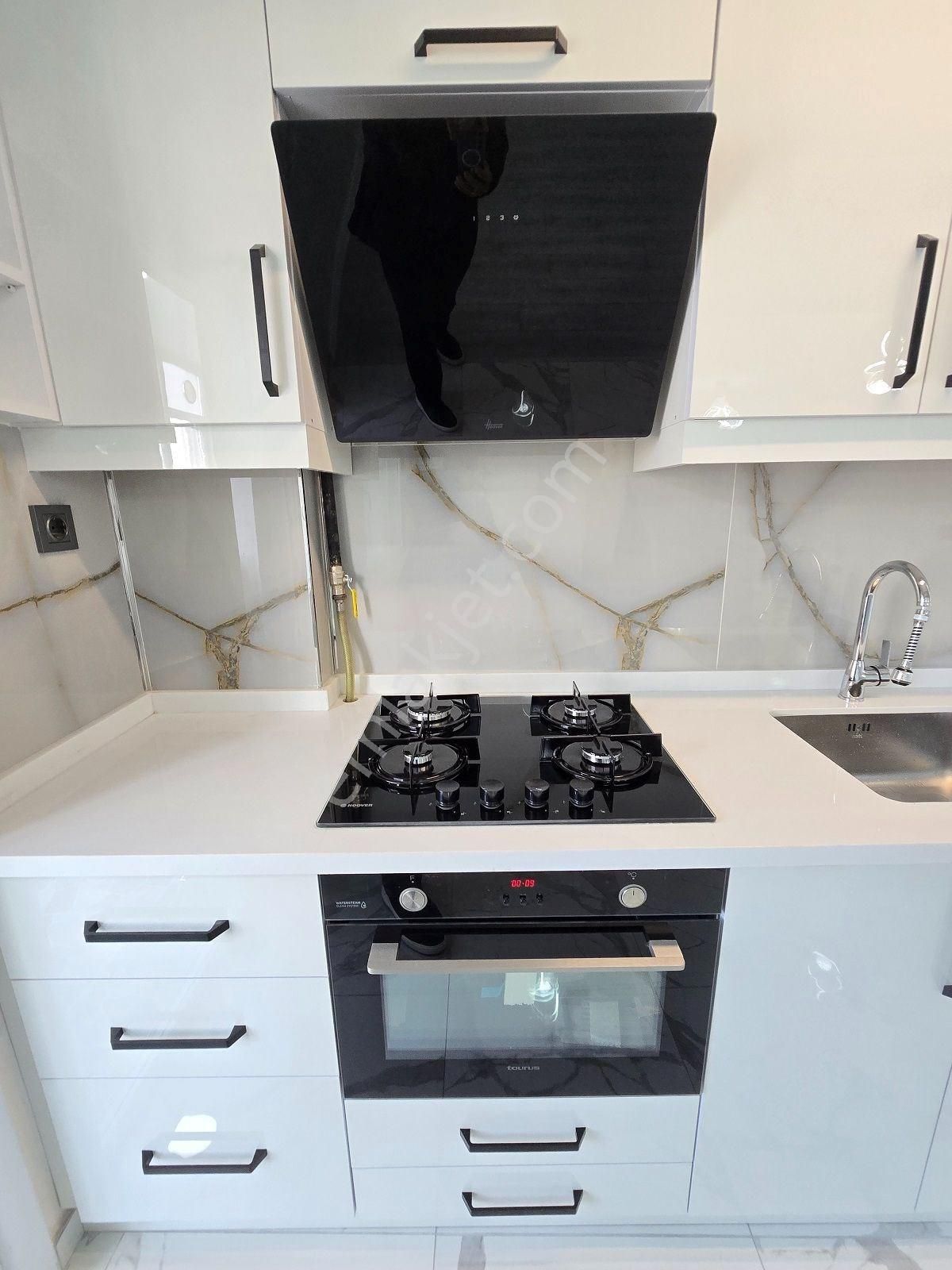 Beylikdüzü Beykent Merkezde 2+1=80m2 Kople Sıfırlanmış Masrafsız - Görsel 19