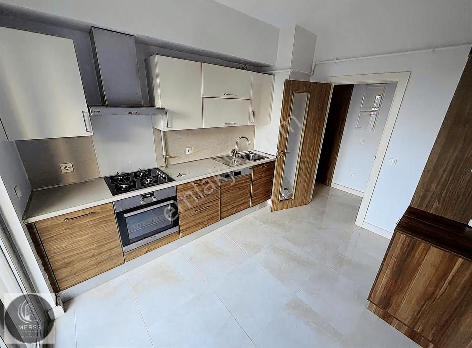 Sultanbeyli Suryapı İlkbaharda 120 M2 2+1 Daire Kiralıktır - Görsel 7