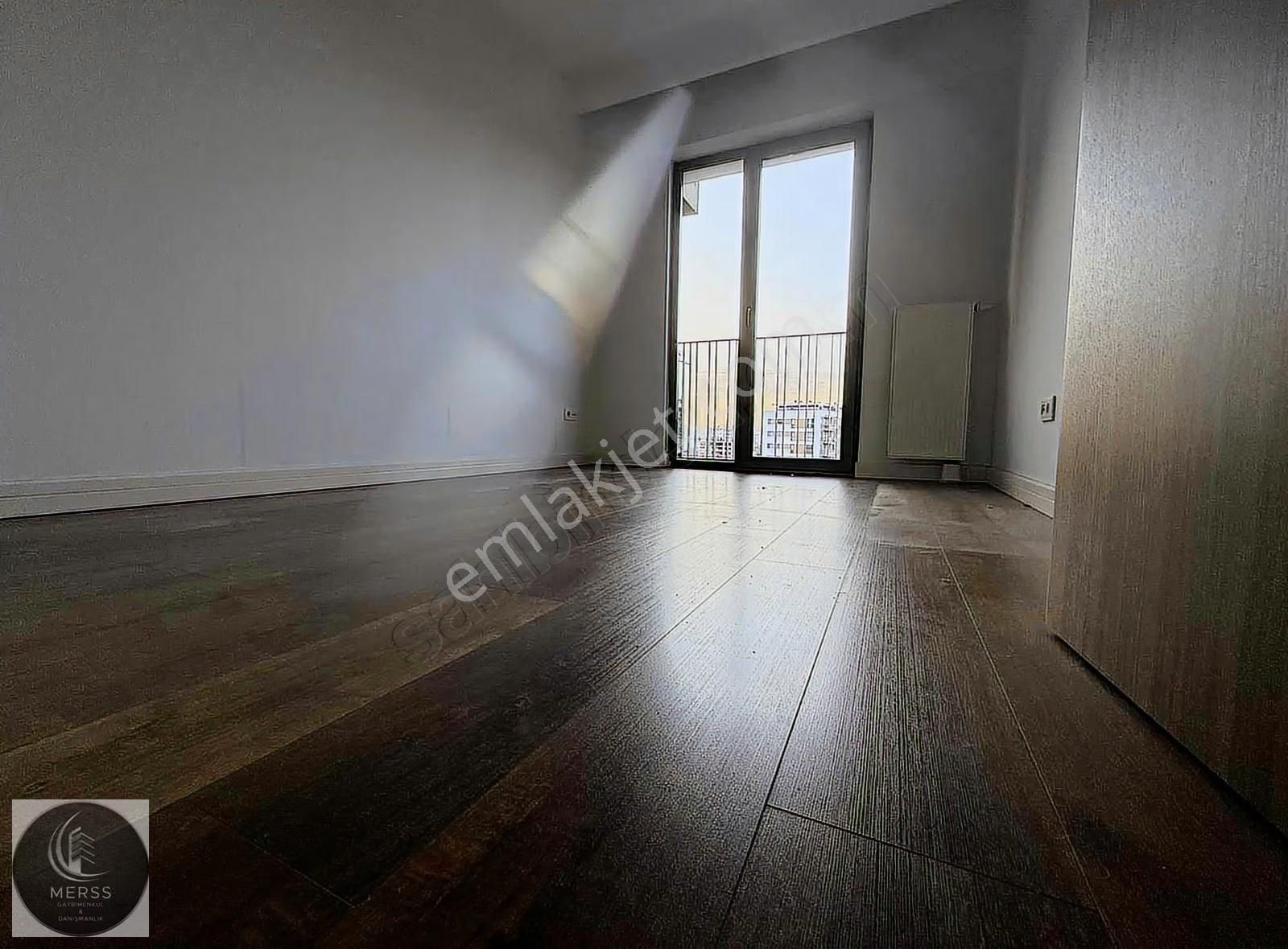 Sultanbeyli Suryapı İlkbaharda 120 M2 2+1 Daire Kiralıktır - Görsel 4