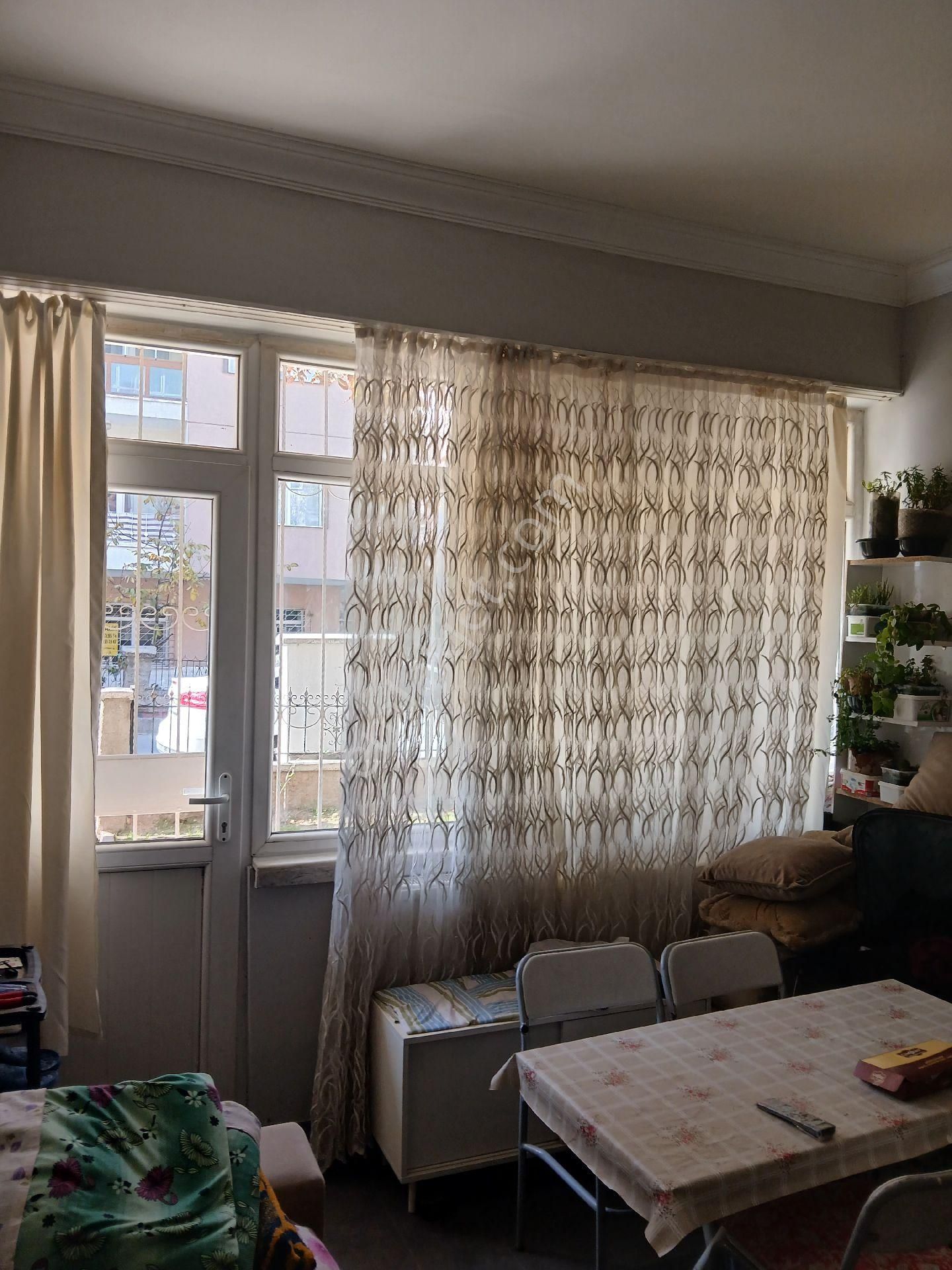 Cebecide Bahçe Girişli 1 - Görsel 16