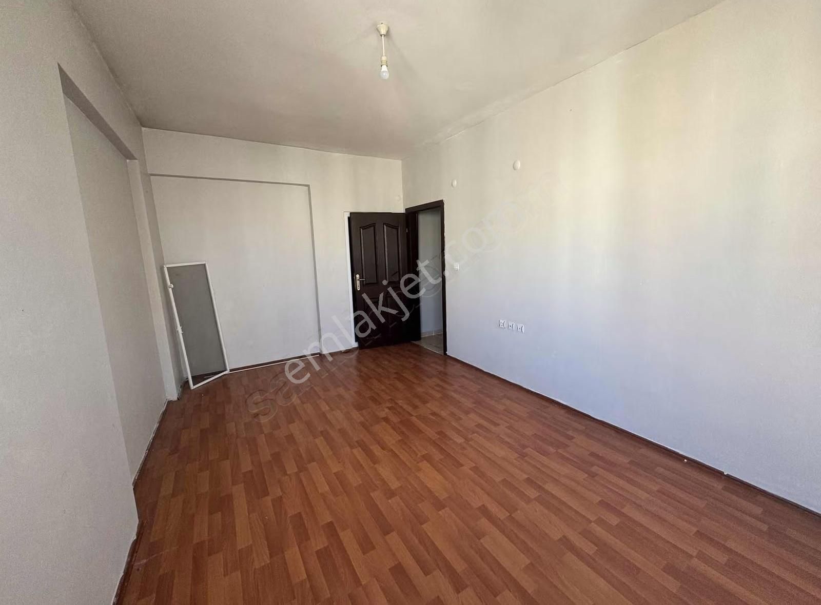 Talas Mevlana Mahallesi Papatya Caddesi Satılık Daire