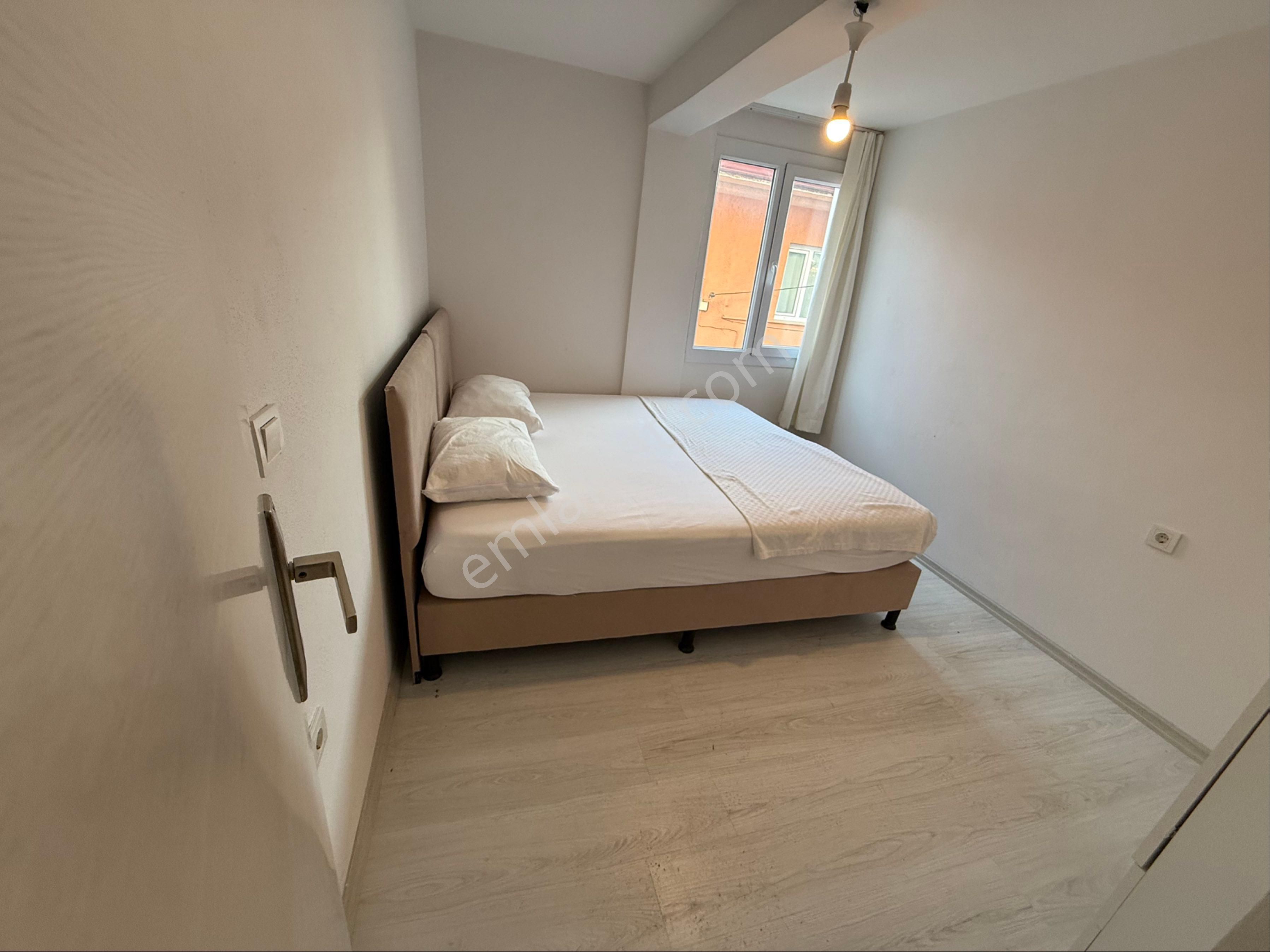 İzmir Urlada 1+1 Eşyalı Fırsat Daire - Görsel 14