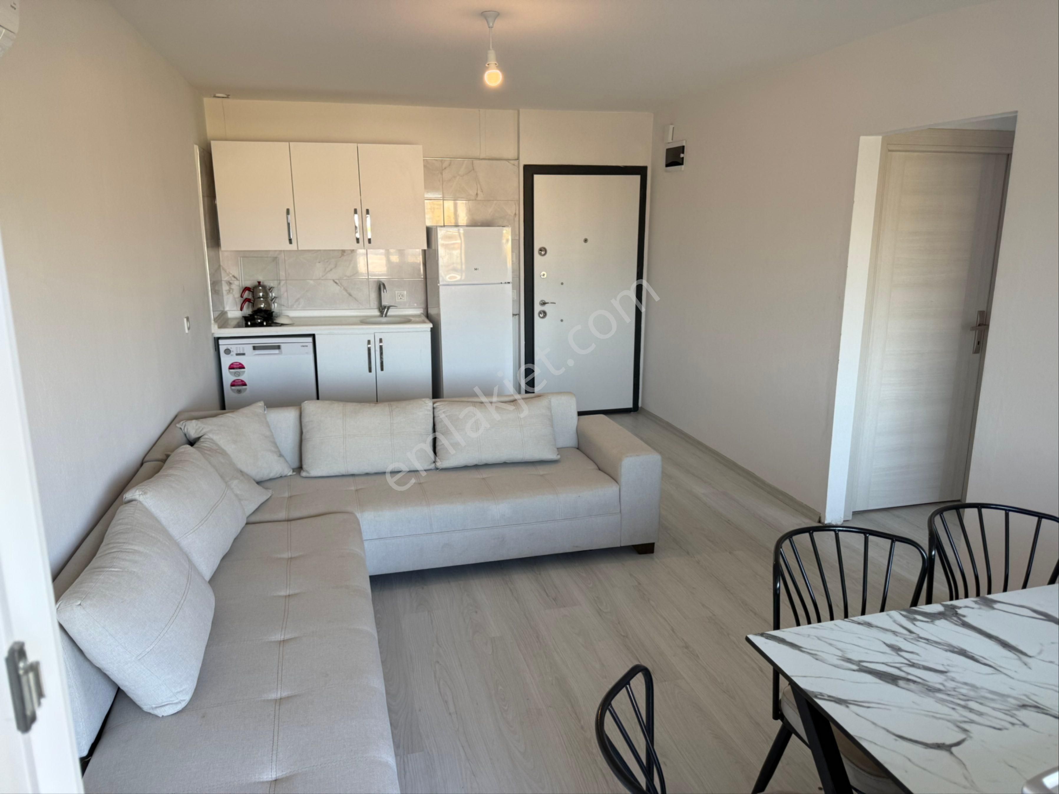 İzmir Urlada 1+1 Eşyalı Fırsat Daire - Görsel 21