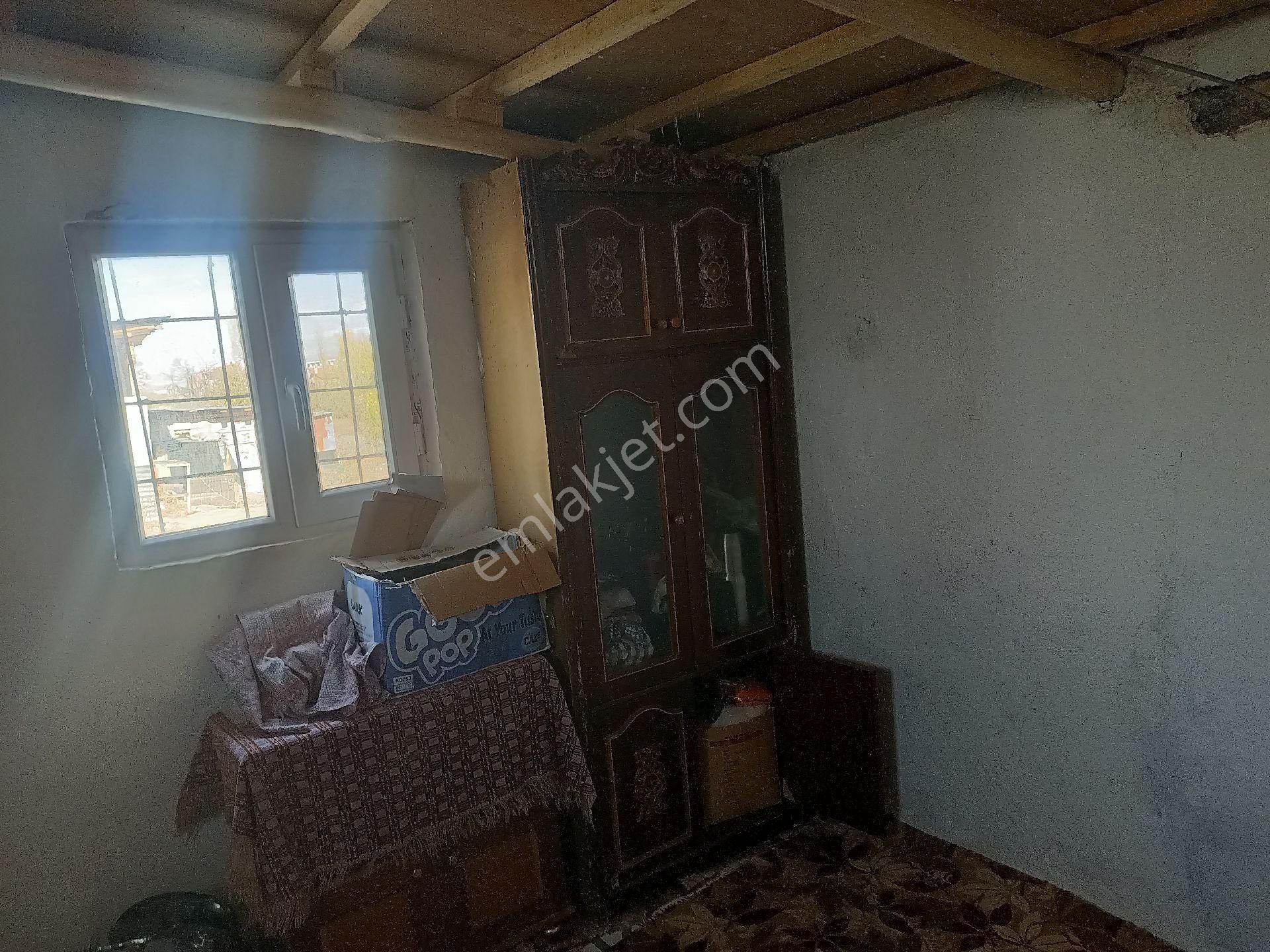 Ilıca Mahallesi Satılık Bahçeli Müstakil Ev Ve Müştemilatı - Görsel 12