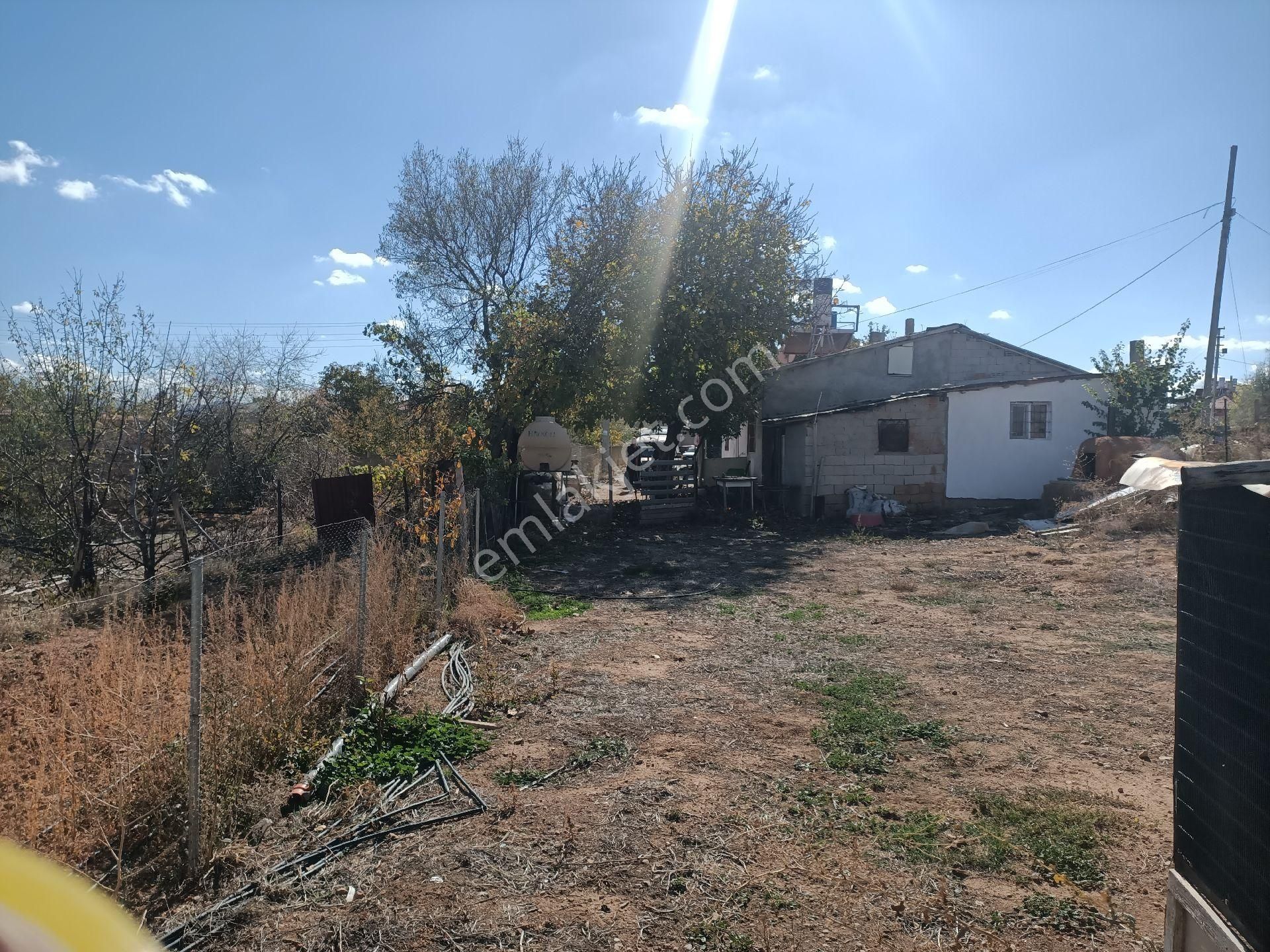 Ilıca Mahallesi Satılık Bahçeli Müstakil Ev Ve Müştemilatı - Görsel 5