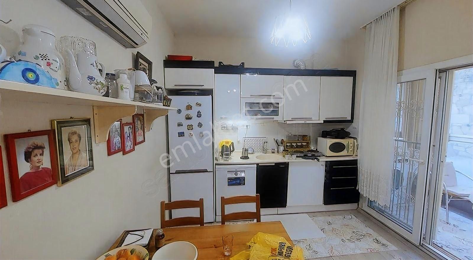 Kuşadası Ege Mahallesinde Satılık 1+1 Giriş Kat Daire - Görsel 9