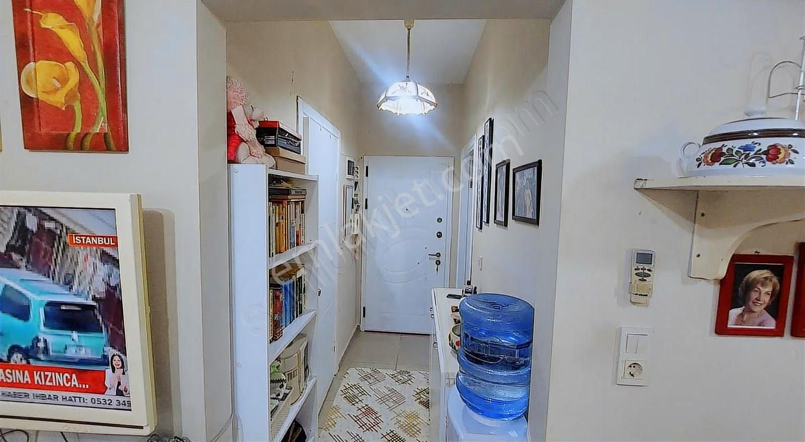 Kuşadası Ege Mahallesinde Satılık 1+1 Giriş Kat Daire - Görsel 5