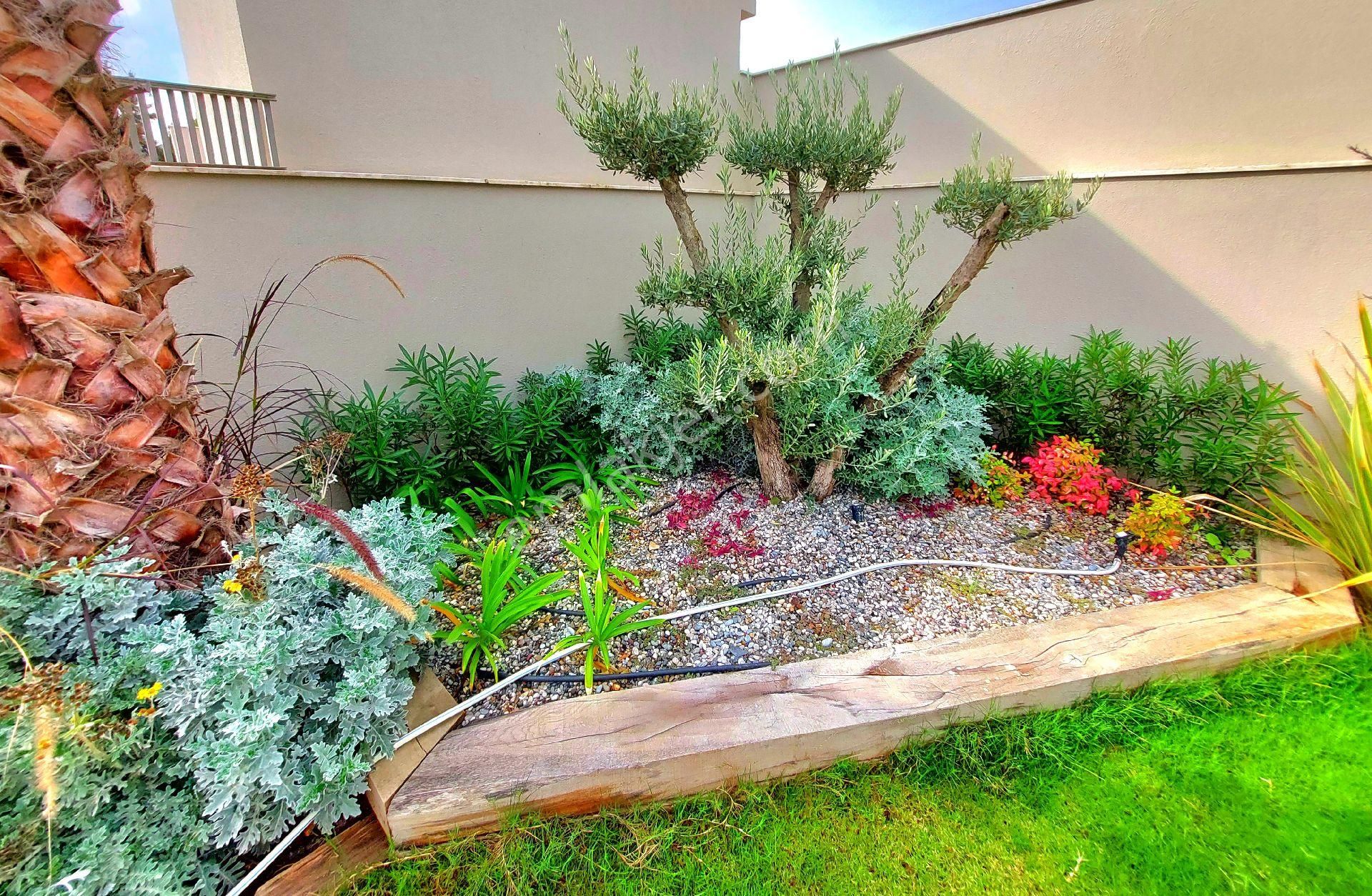 Kuşadasında Plaja 200 Mt. 400 M2 Bahçeli Özel Havuzlu Tek Müstakil Sıfır Villa - Görsel 28