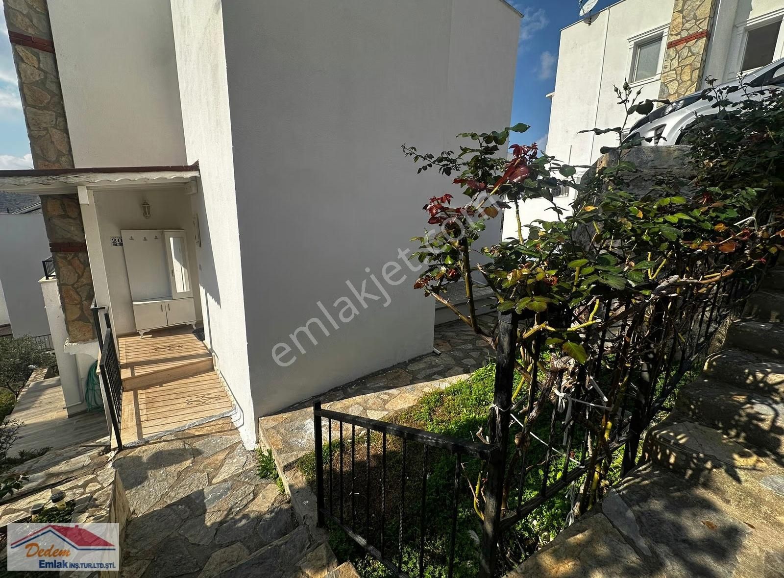 Bodrum Küçükbükte Site İçinde Yıllık Kiralık Eşyalı Dubleks - Görsel 14