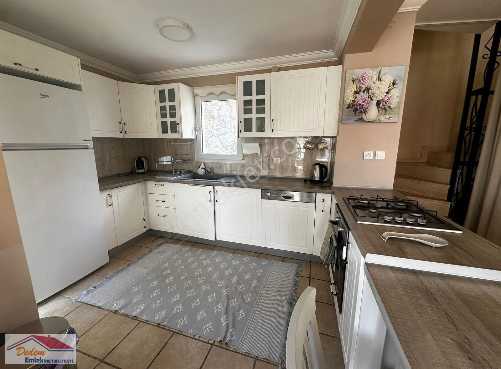 Bodrum Küçükbükte Site İçinde Yıllık Kiralık Eşyalı Dubleks - Görsel 27