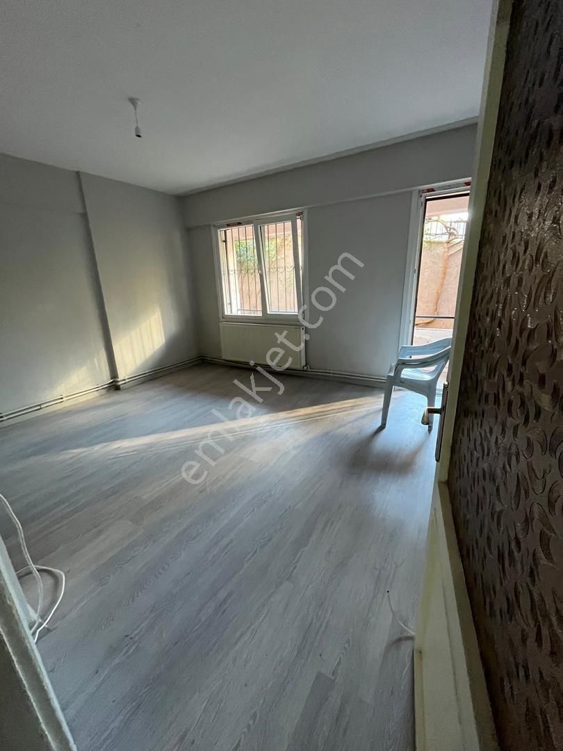 Ataşehir Belediye Karşısı Site İçi Griş Kat 2+1 İçi Yapılı Boyalı Kiralık Daire Ev Ulaşım - Görsel 2