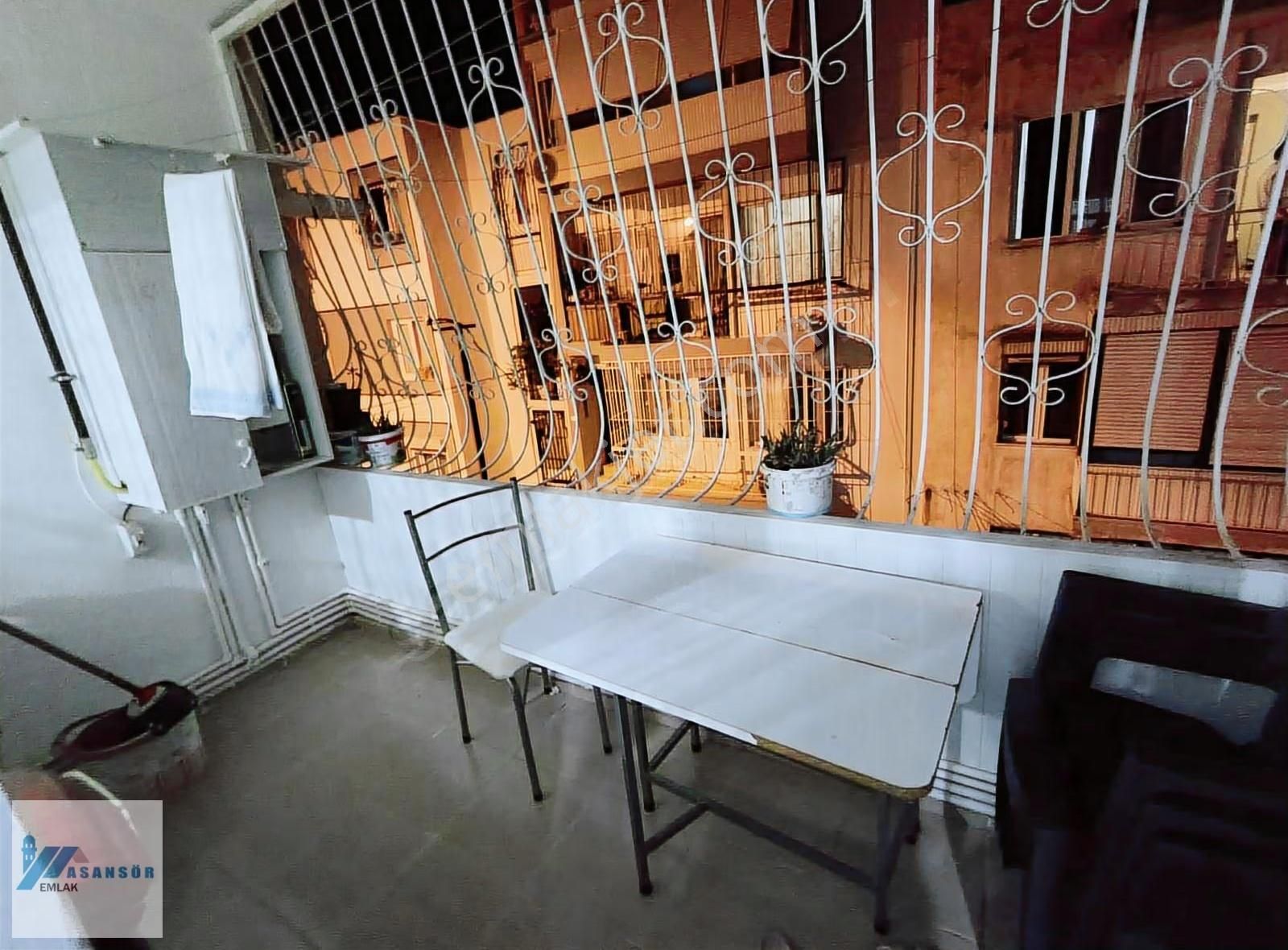 Asansör Emlaktan Satilik Full Yapili Dogalgazli Masrafsiz Daire - Görsel 25