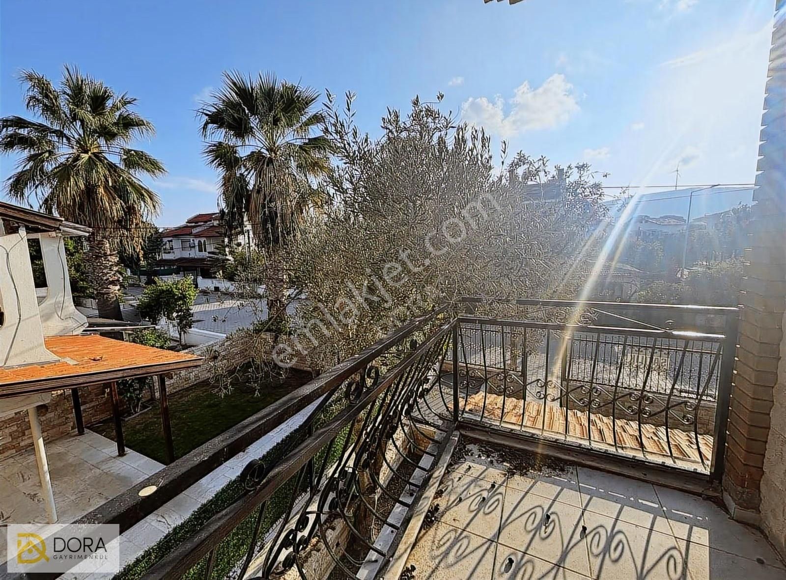 Ilıcada Mükemmel Konumda Satılık Villa - Görsel 7
