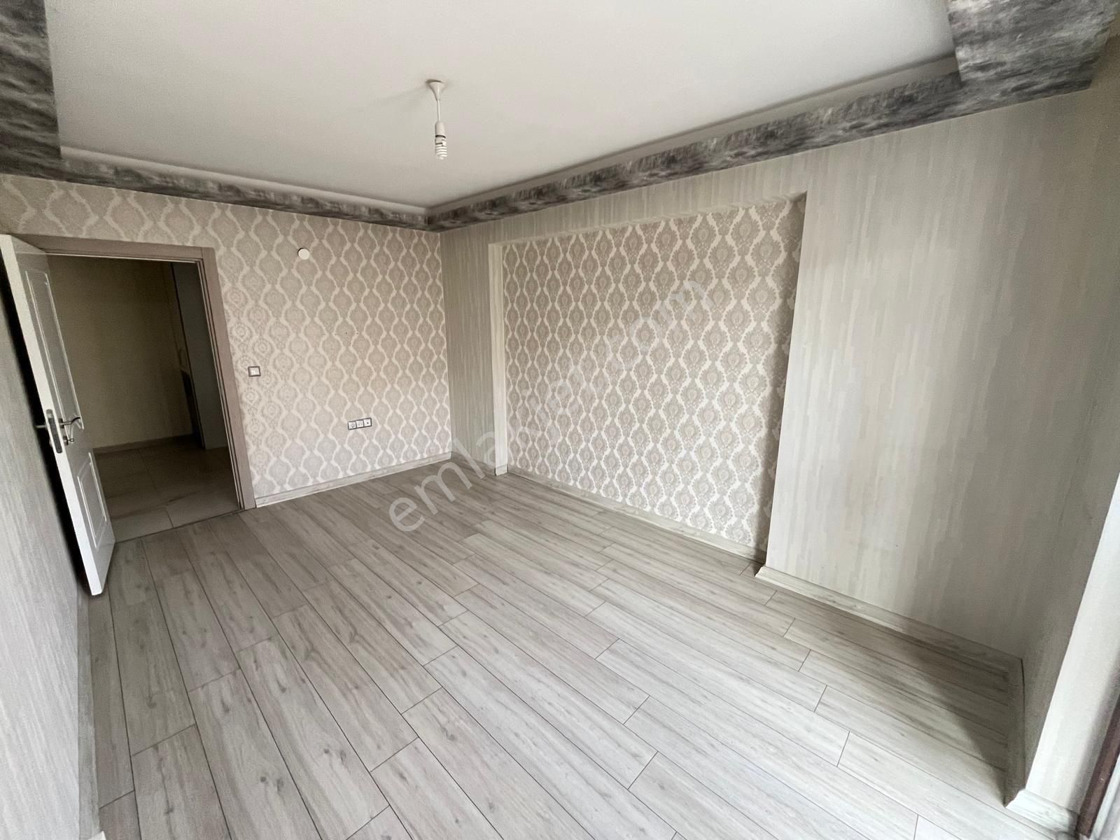 Karapürçek Cd Üzerinde 3.kat 3+1 Asansörlü Ön Cephe Full Yapılı - Görsel 10