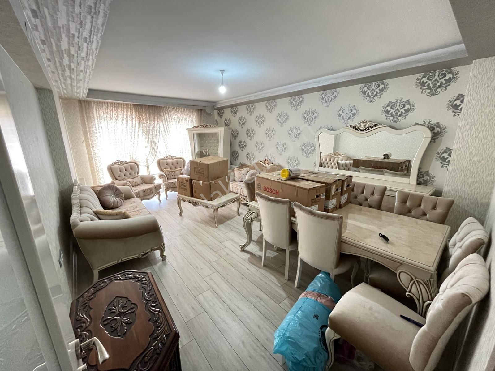 Karapürçek Cd Üzerinde 3.kat 3+1 Asansörlü Ön Cephe Full Yapılı - Görsel 7