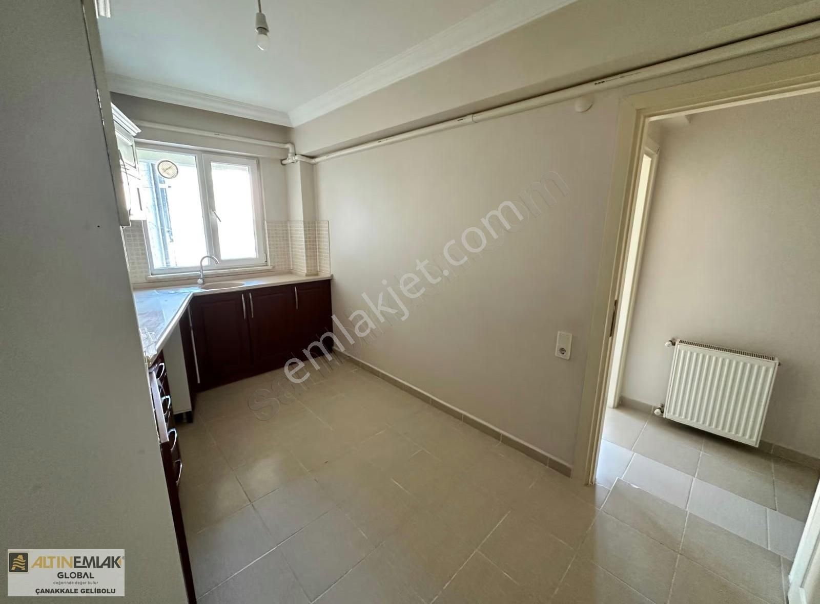 Altın Emlaktan Genıs Kullanımlı Ara Kat 3+1 Kiralık Daire - Görsel 18