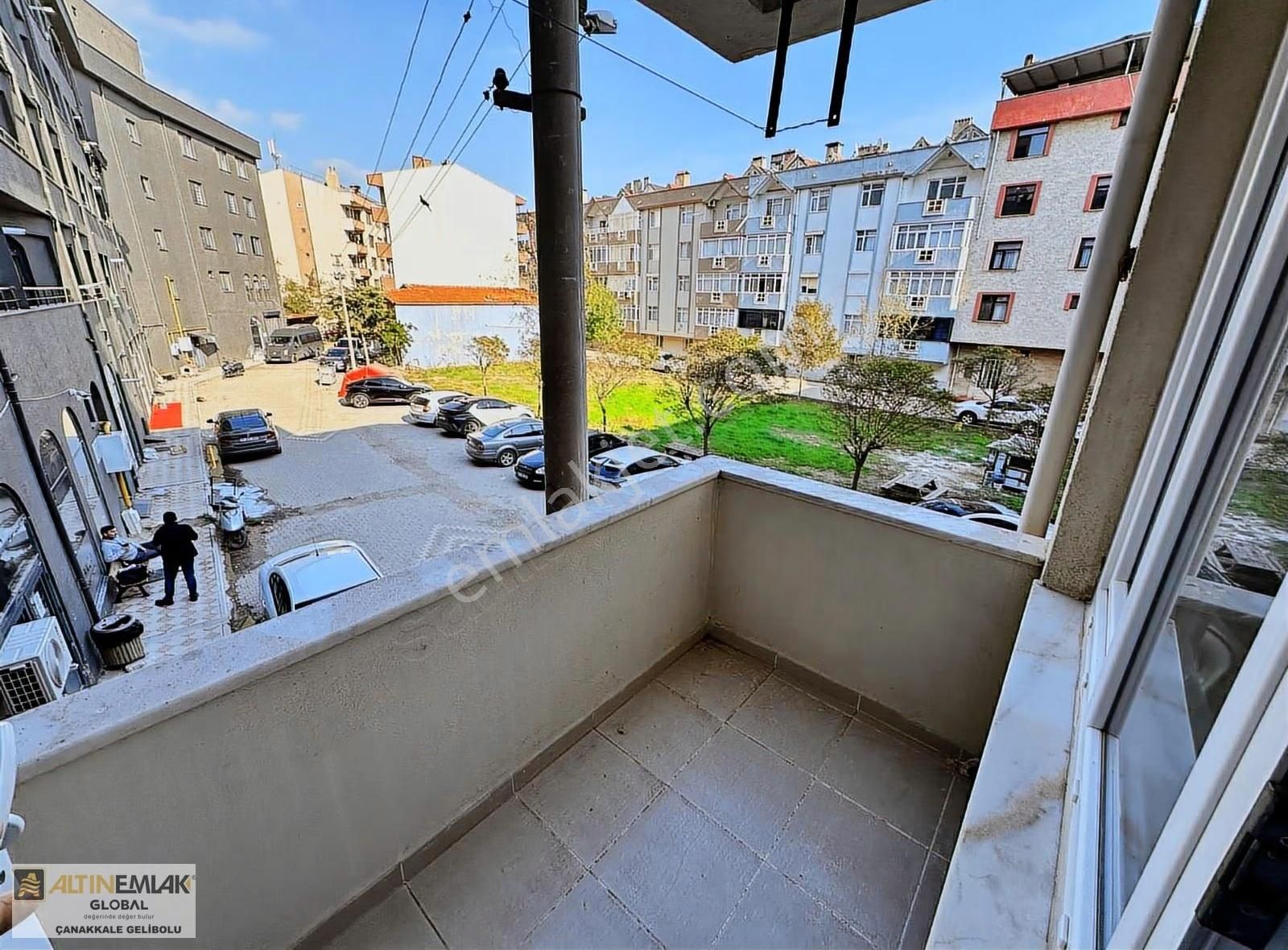 Altın Emlaktan Genıs Kullanımlı Ara Kat 3+1 Kiralık Daire - Görsel 2