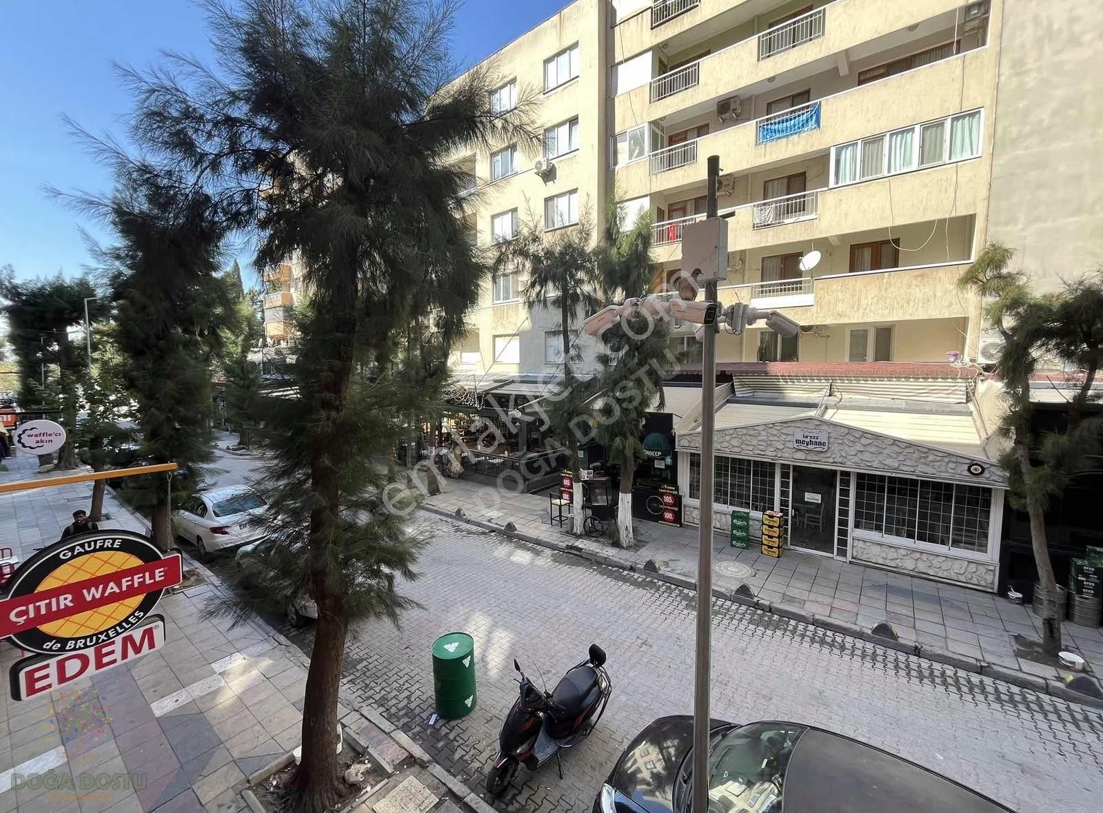 Bornova Süvari Caddesi Küçük Park İçinde Metroya Yakın 2+1 Daire - Görsel 8