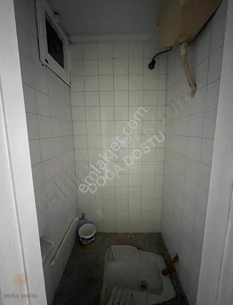 Bornova Süvari Caddesi Küçük Park İçinde Metroya Yakın 2+1 Daire - Görsel 7