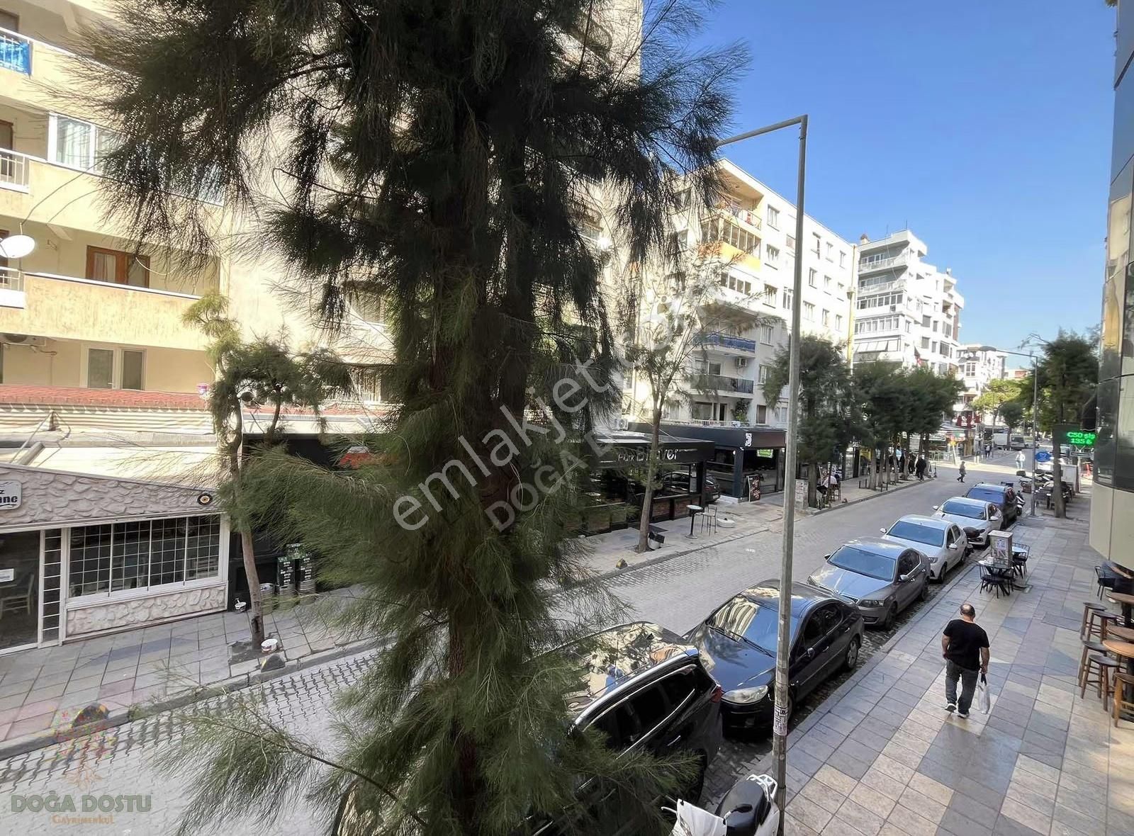 Bornova Süvari Caddesi Küçük Park İçinde Metroya Yakın 2+1 Daire - Görsel 6