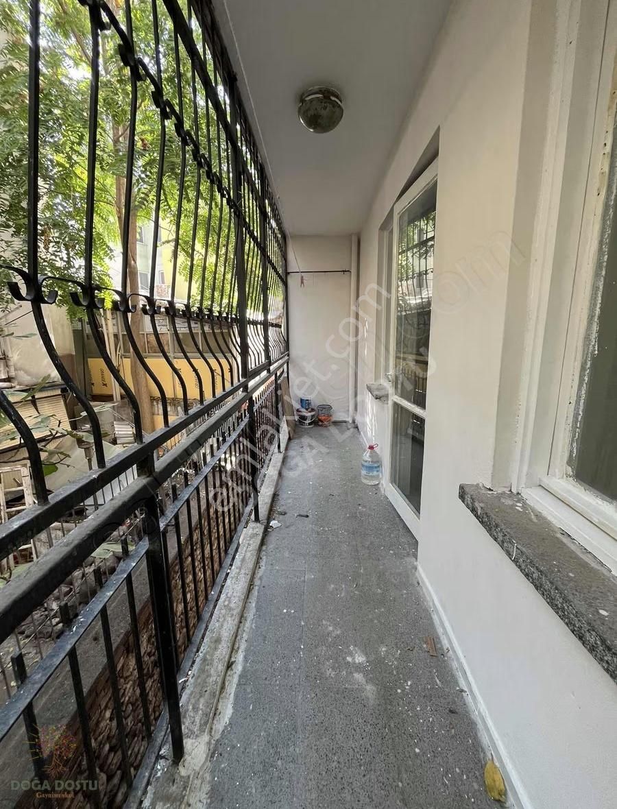 Bornova Süvari Caddesi Küçük Park İçinde Metroya Yakın 2+1 Daire - Görsel 2
