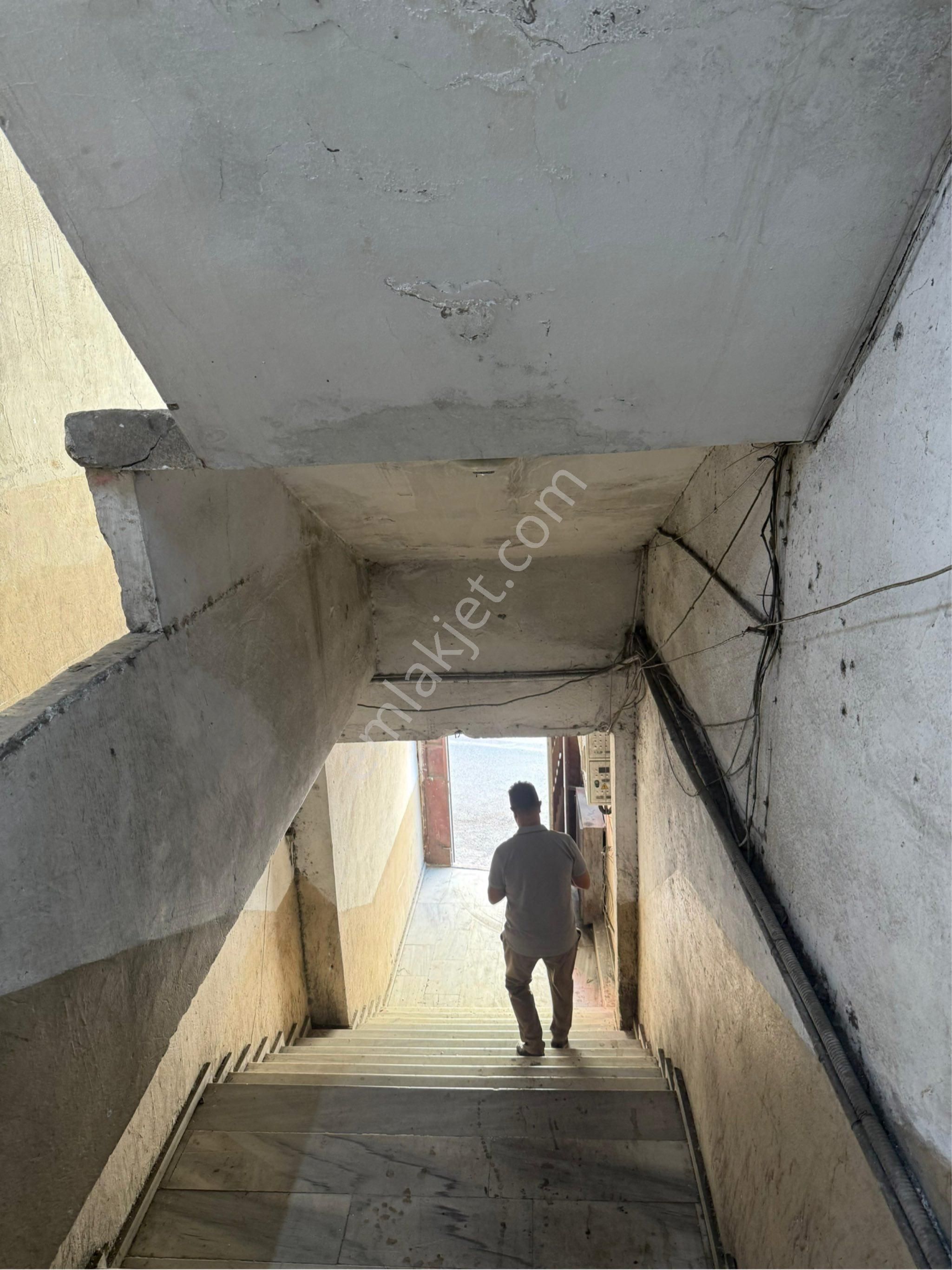 Bayrampaşa Da Fırsat Dükkan - Görsel 5