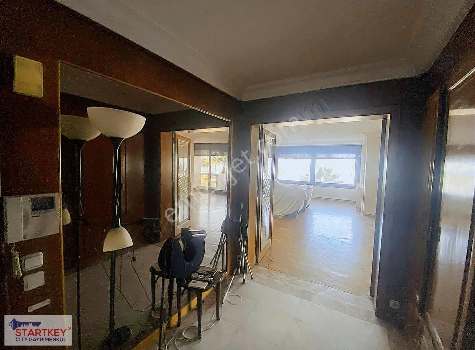 Göztepe'de Satılık Muhteşem 4+1 Yalı Dairesi - Görsel 7