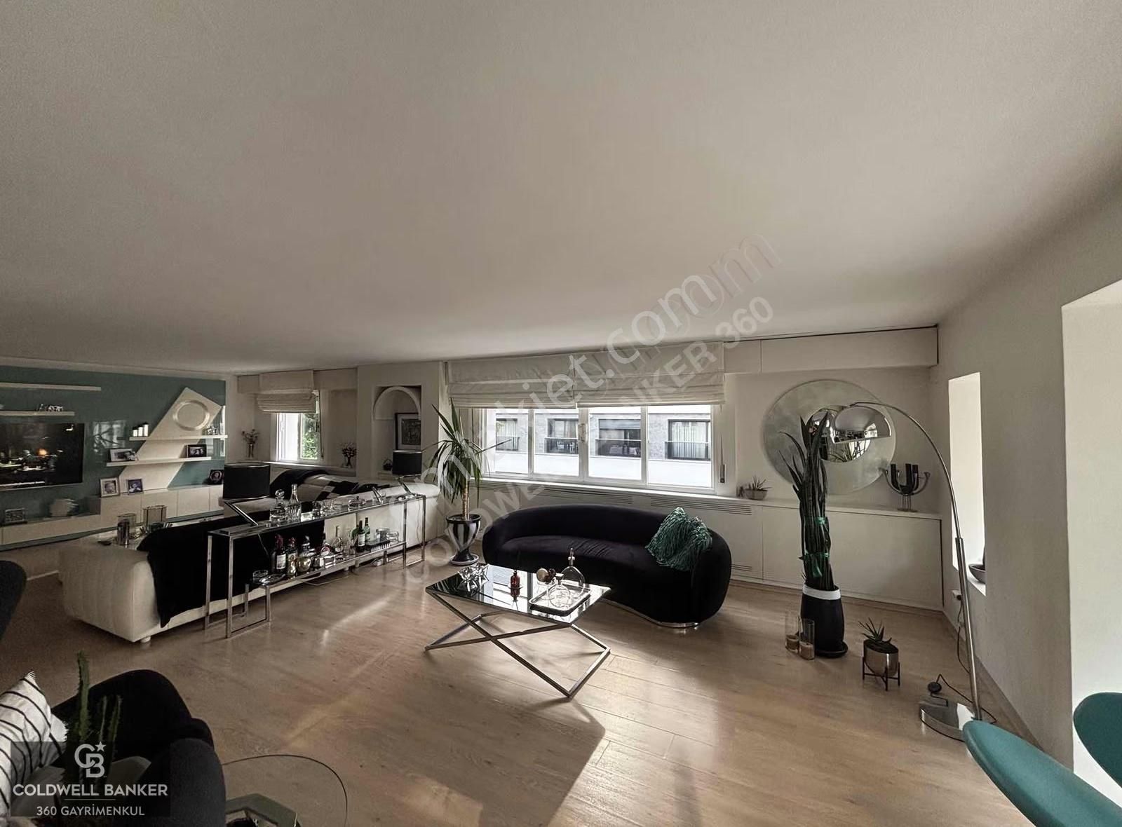 Karşıyaka, Bostanlı Akbank Sokağında Satılık Lüks 4+1 Daire - Görsel 24