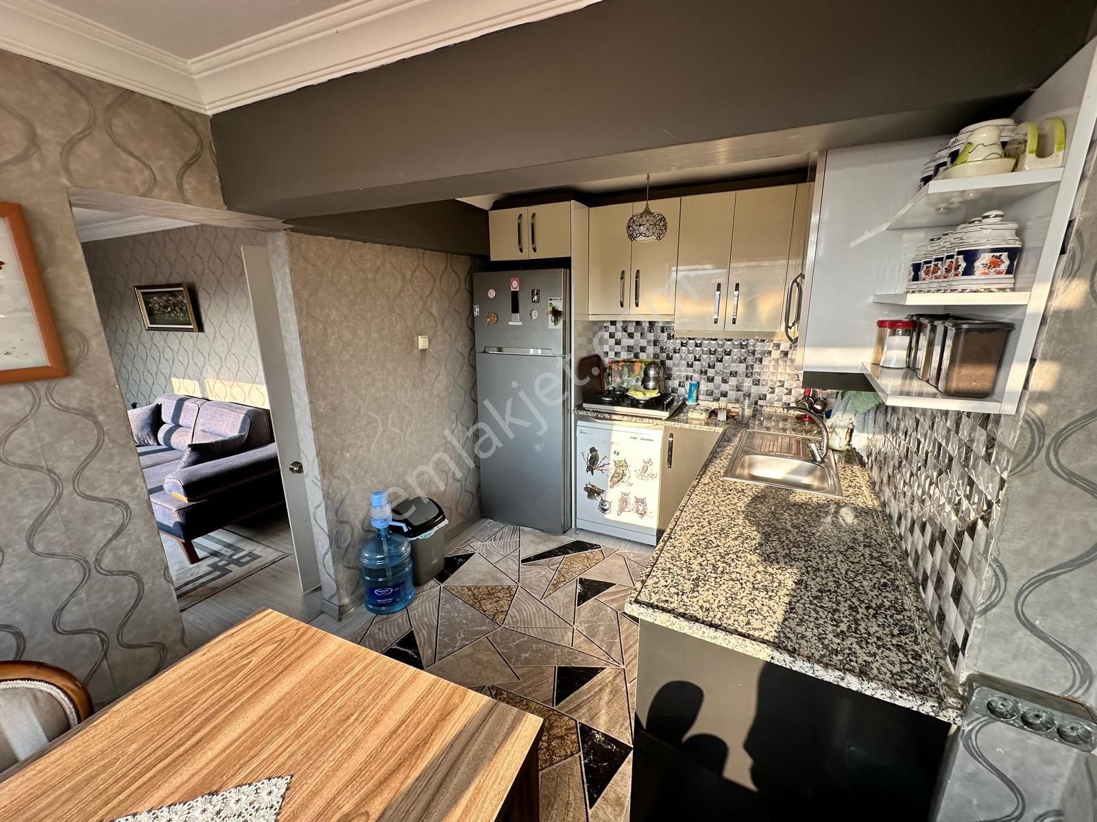 Sahil Ve Tramvay Yakını Bakımlı Deniz Manzaralı Lüx Daire - Görsel 9