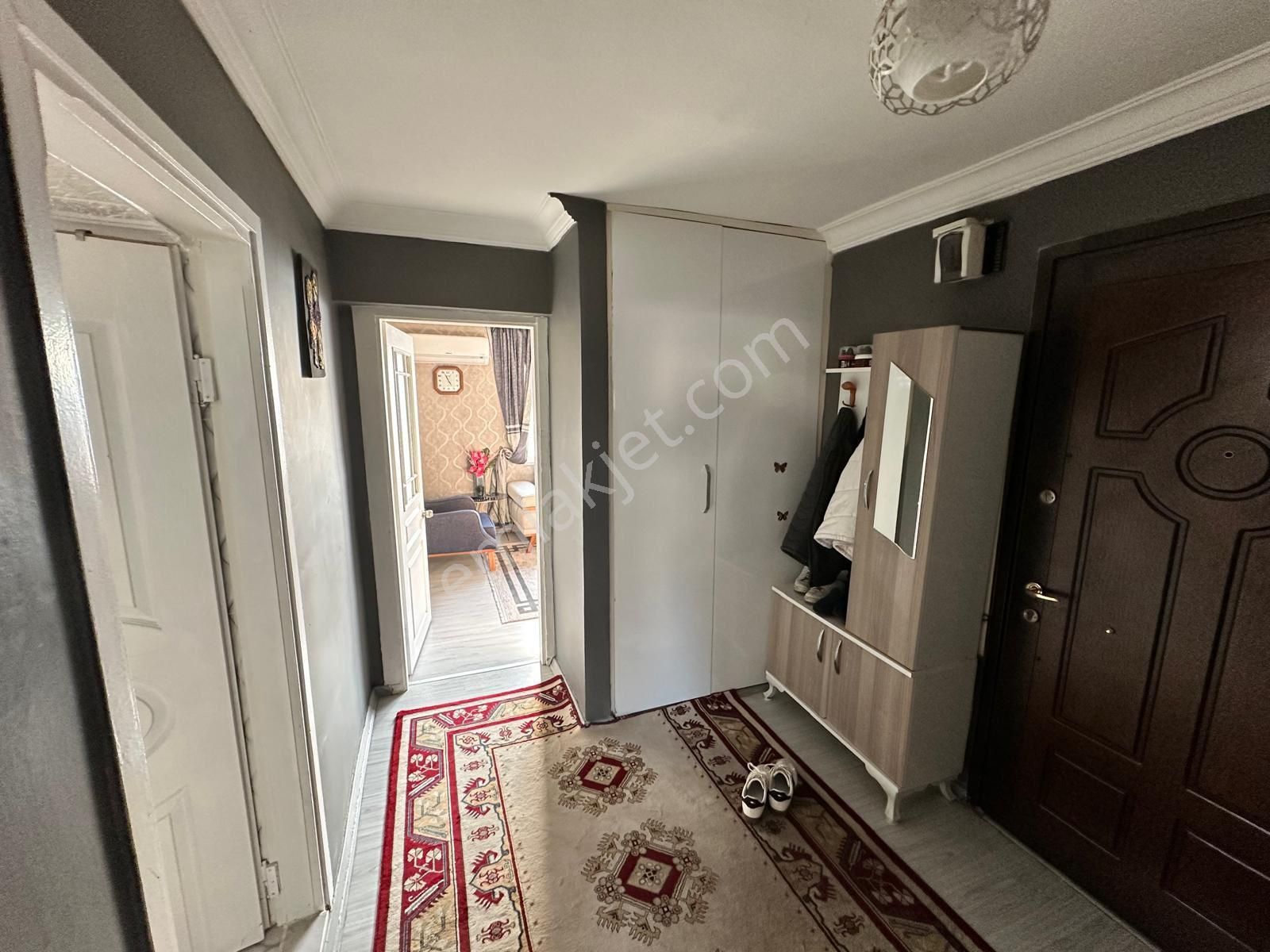 Sahil Ve Tramvay Yakını Bakımlı Deniz Manzaralı Lüx Daire - Görsel 15