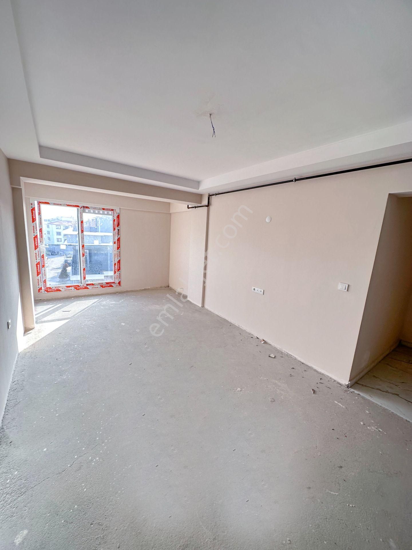 Mert Uçar'dan Satılık Seyrek Merkez De Sıfır 1+1 Daireler - Görsel 16