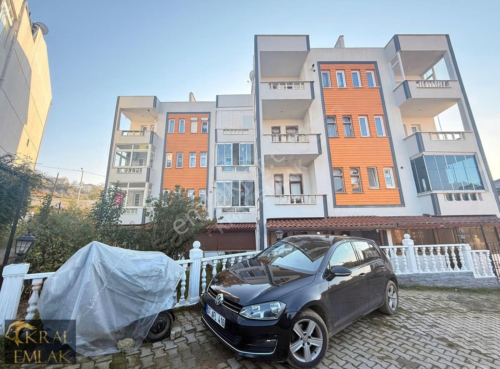 Ayazlı Mahallesinde Deniz Manzaralı Satılık 3+1 Dubleks Daire - Görsel 3