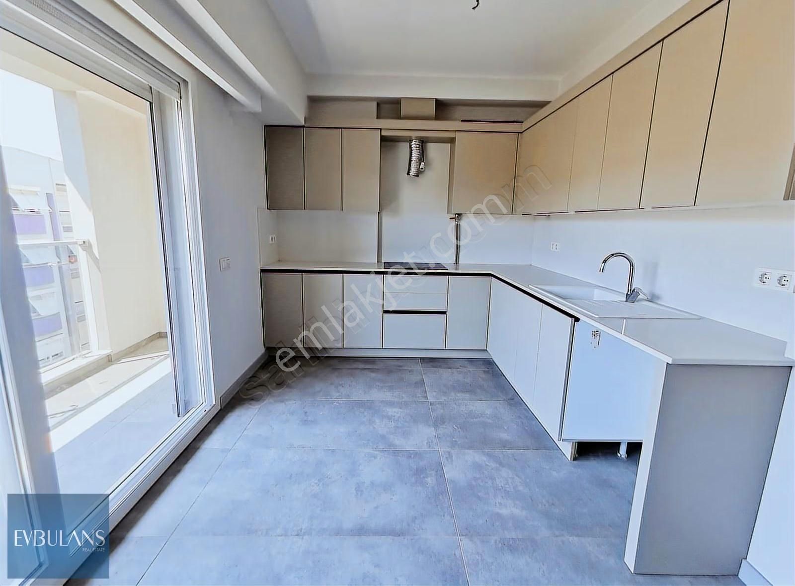 Girne Caddesi Paraleli Merkezi Konum 185 M2 3+1 Lüx Dub. Daire - Görsel 31