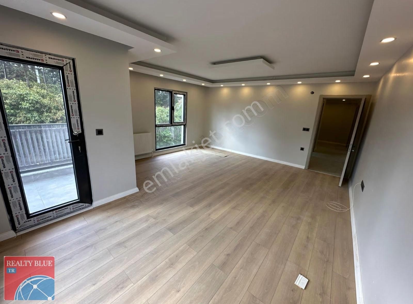 Belediye Yanında Lüks Ofis Katı 250m² - Görsel 14