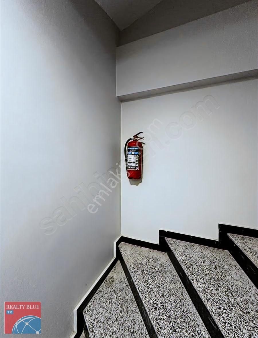 Belediye Yanında Lüks Ofis Katı 250m² - Görsel 16