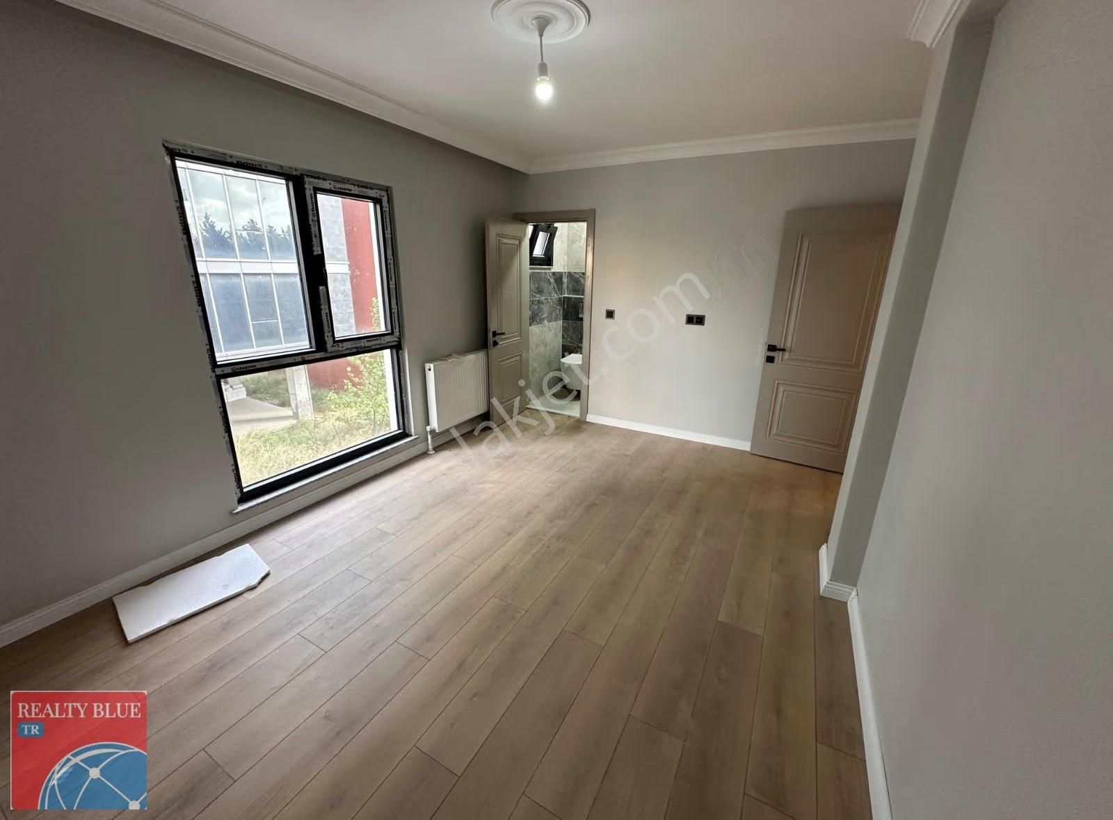 Belediye Yanında Lüks Ofis Katı 250m² - Görsel 7