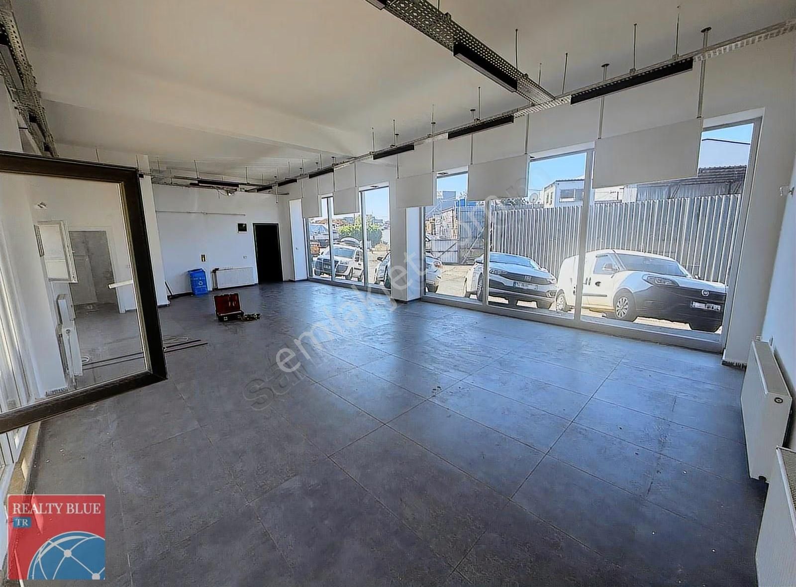 İstanbul Ümraniye Kiralık 420 M2 Depo İmalathane - Görsel 3