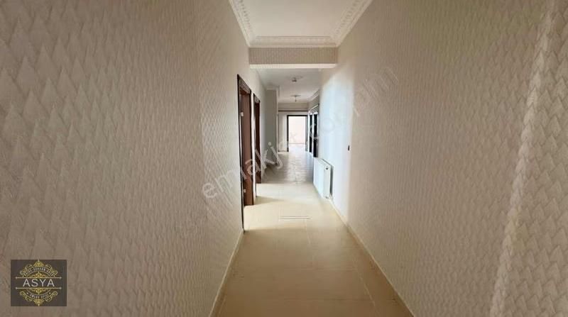 Ufuktepe Cadde Önü Kat Konumunda Full Yapılı Ön Cephe 3+1 - Görsel 9