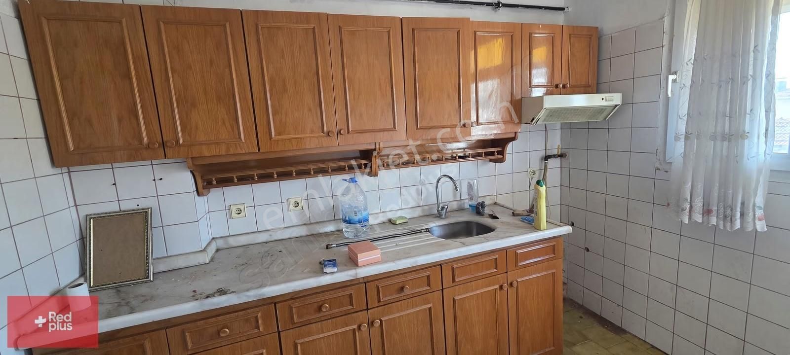 Redplus Büyükçekmece Fatih Mah.kıyı Marine Manzaralı 3+1 Kiralık - Görsel 12