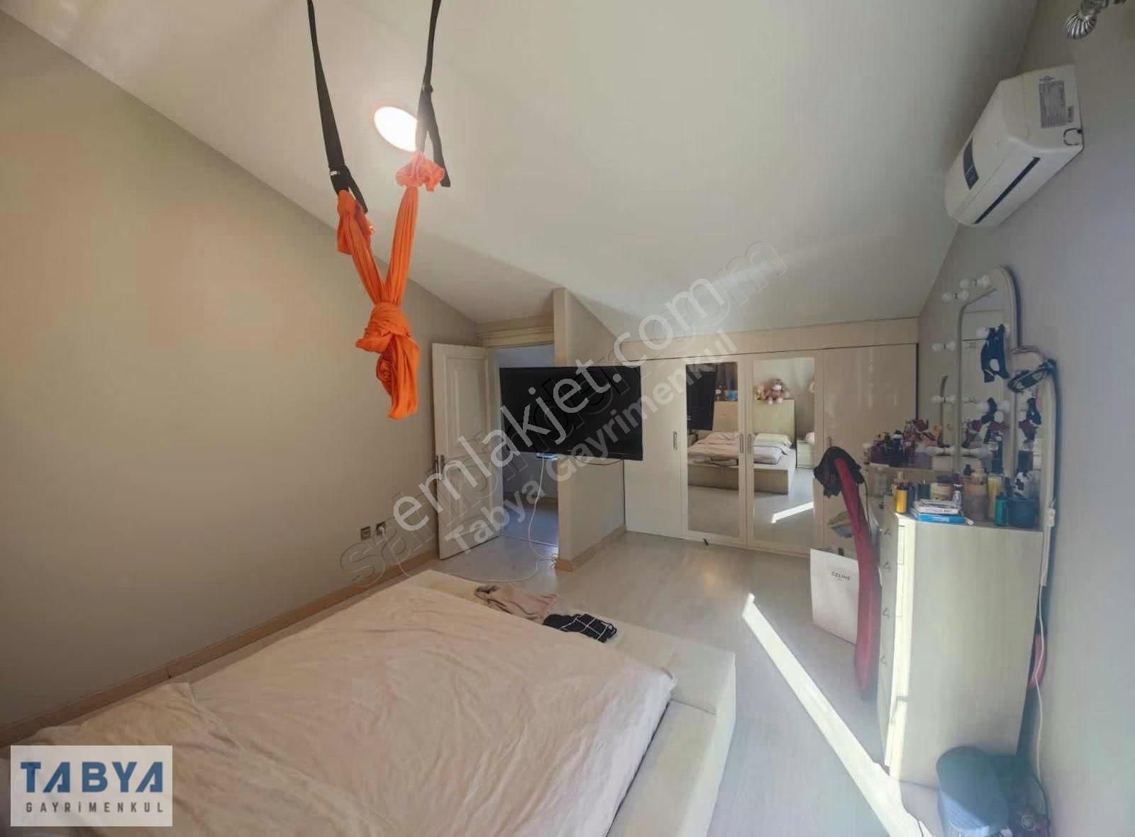 Zekeriyaköy'de Müstakil 8+2 Kiralık Villa - Görsel 16