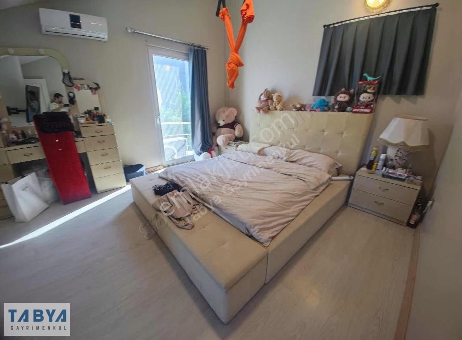 Zekeriyaköy'de Müstakil 8+2 Kiralık Villa - Görsel 3